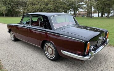 Rolls-Royce-Silver-Shadow-1969-Sedan-15