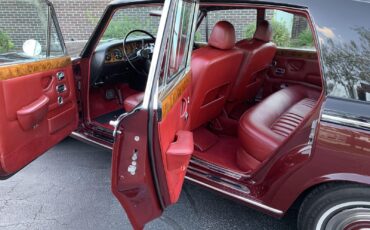 Rolls-Royce-Silver-Shadow-1969-Sedan-20