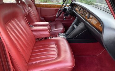 Rolls-Royce-Silver-Shadow-1969-Sedan-30
