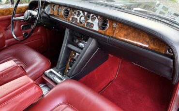 Rolls-Royce-Silver-Shadow-1969-Sedan-31