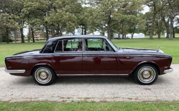 Rolls-Royce-Silver-Shadow-1969-Sedan-8