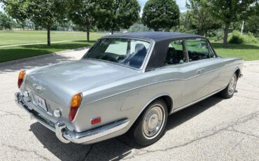 Rolls-Royce-Silver-Shadow-1970-2-door-coupe-13