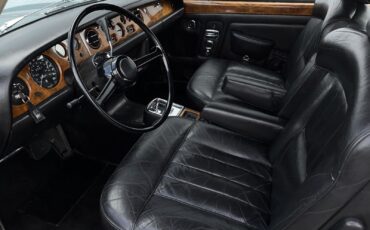 Rolls-Royce-Silver-Shadow-1970-2-door-coupe-20