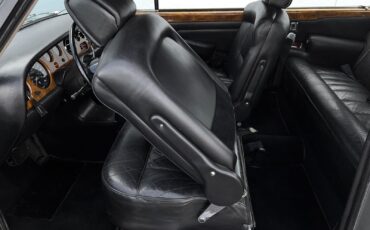 Rolls-Royce-Silver-Shadow-1970-2-door-coupe-21