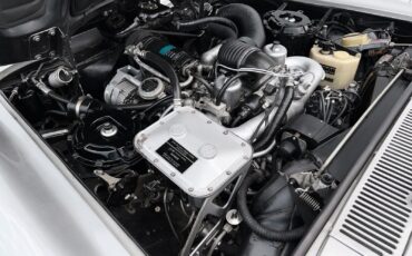 Rolls-Royce-Silver-Shadow-1970-2-door-coupe-31