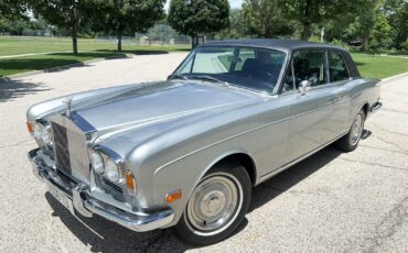 Rolls-Royce-Silver-Shadow-1970-2-door-coupe-34