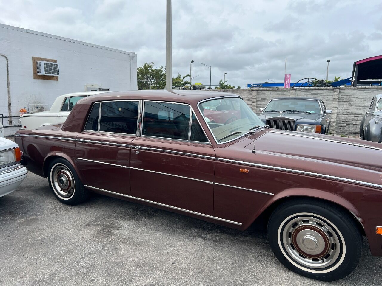 Rolls-Royce Silver Shadow 1980 Sedan