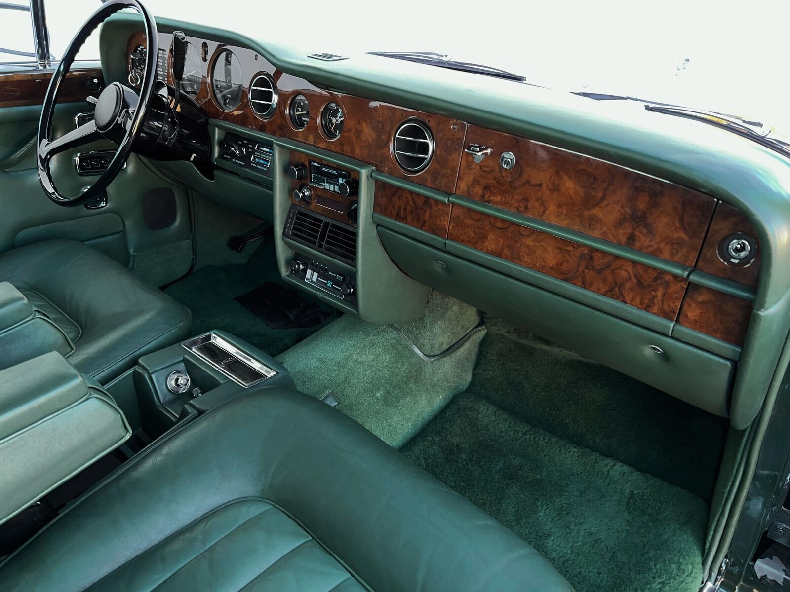 Rolls-Royce-Silver-Shadow-II-1979-21