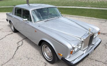 Rolls-Royce-Silver-Shadow-II-1979-Sedan-1