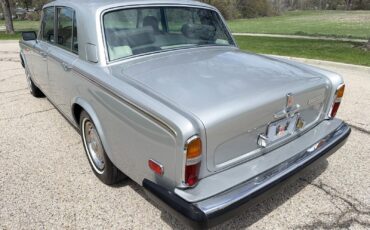 Rolls-Royce-Silver-Shadow-II-1979-Sedan-10
