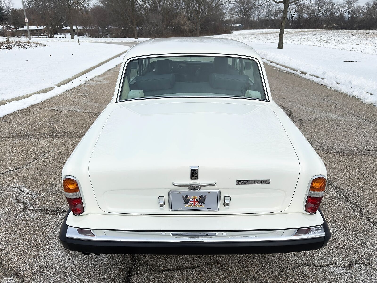 Rolls-Royce-Silver-Shadow-II-1979-Sedan-13