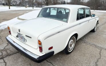 Rolls-Royce-Silver-Shadow-II-1979-Sedan-15