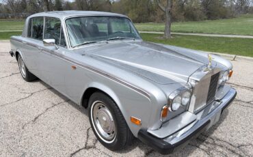 Rolls-Royce-Silver-Shadow-II-1979-Sedan-16
