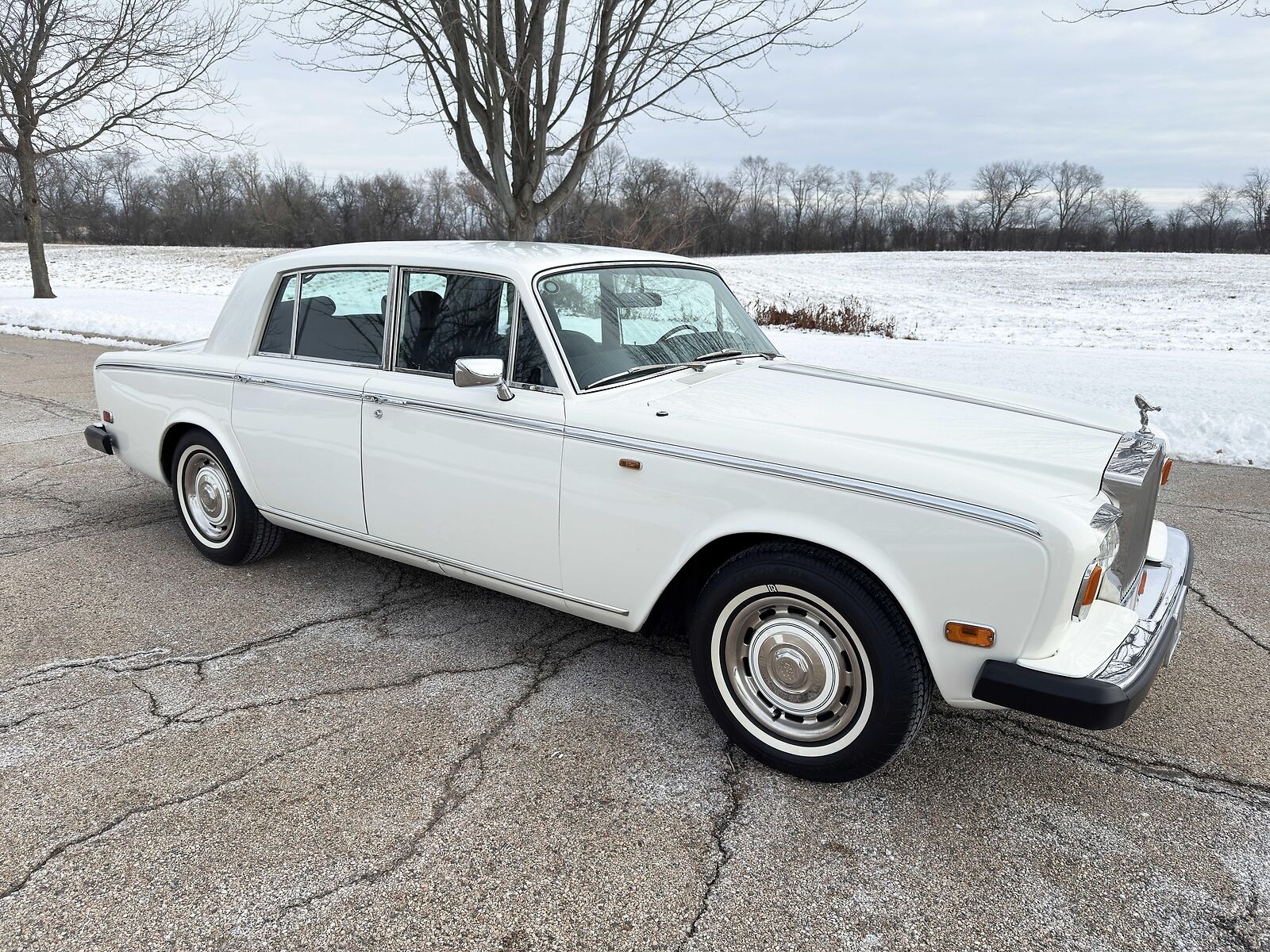 Rolls-Royce-Silver-Shadow-II-1979-Sedan-18