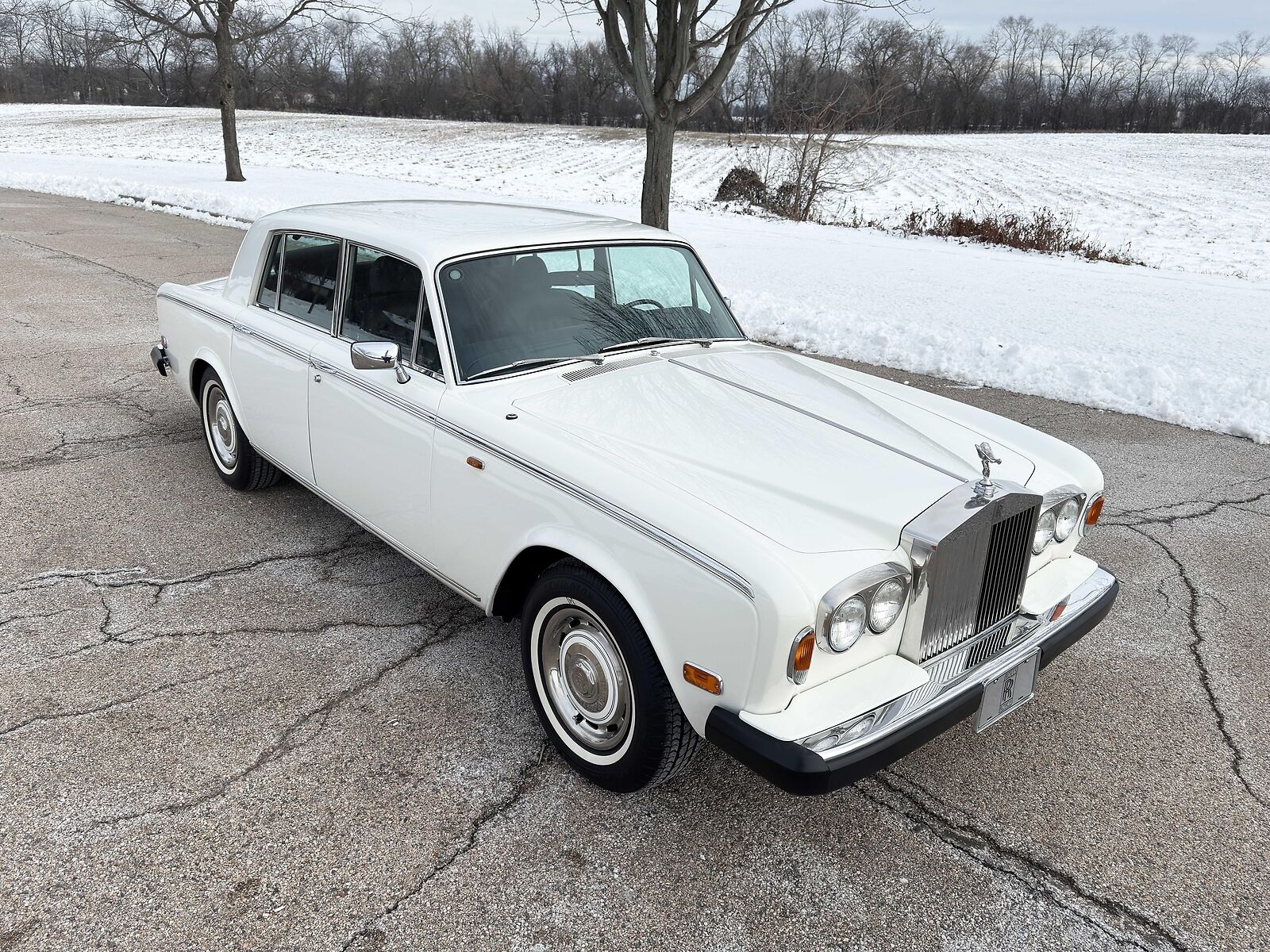Rolls-Royce-Silver-Shadow-II-1979-Sedan-19