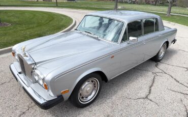 Rolls-Royce-Silver-Shadow-II-1979-Sedan-2