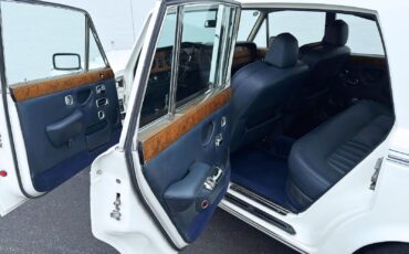 Rolls-Royce-Silver-Shadow-II-1979-Sedan-20