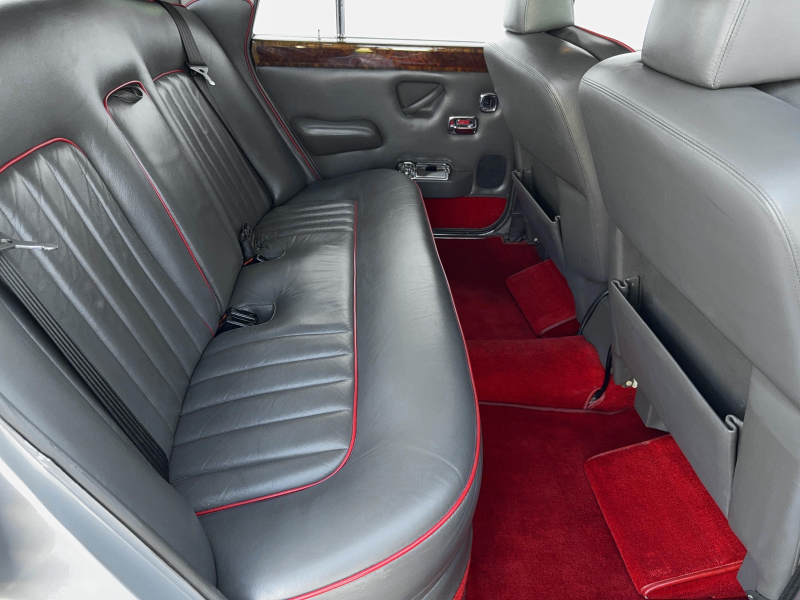 Rolls-Royce-Silver-Shadow-II-1979-Sedan-23