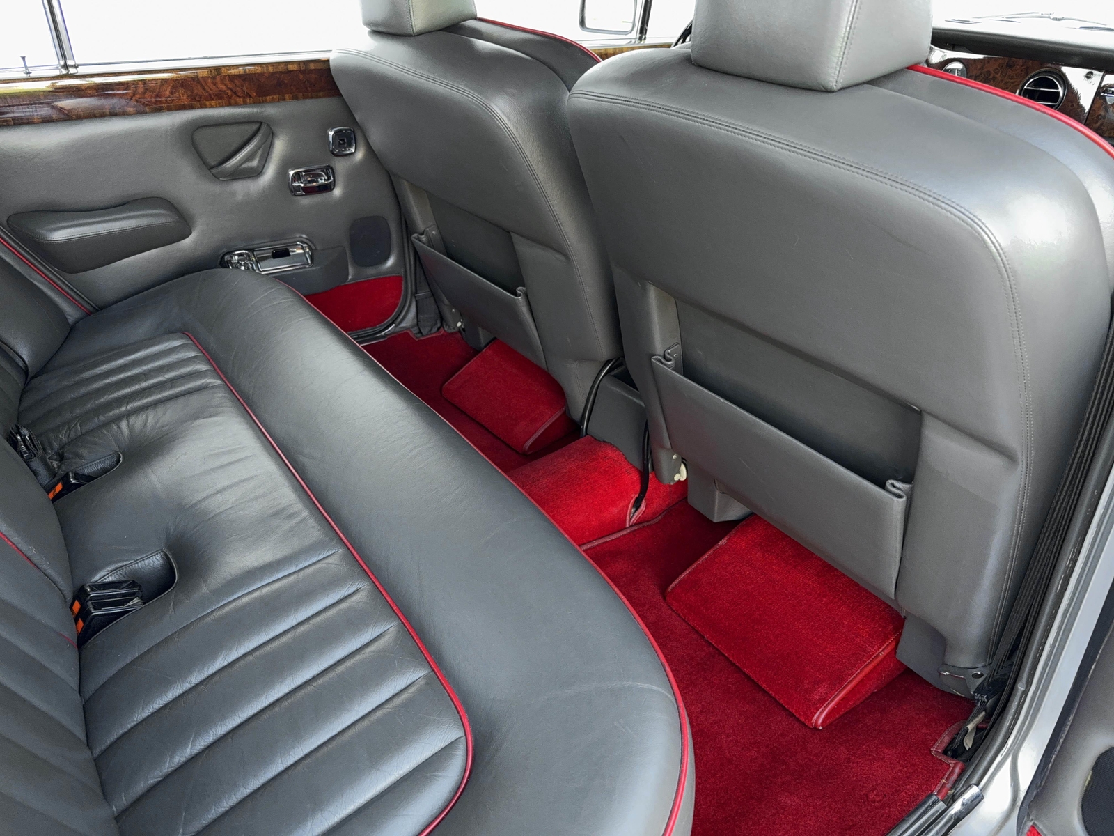 Rolls-Royce-Silver-Shadow-II-1979-Sedan-24