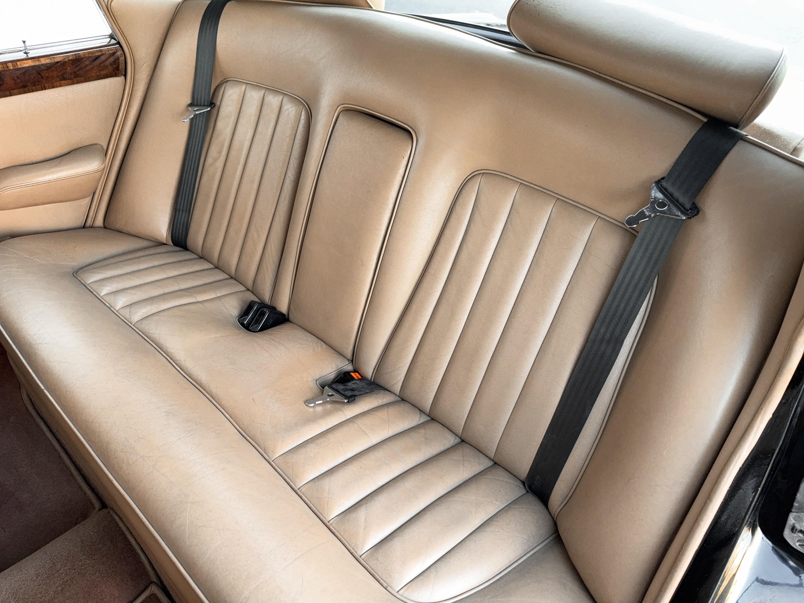 Rolls-Royce-Silver-Shadow-II-1979-Sedan-25
