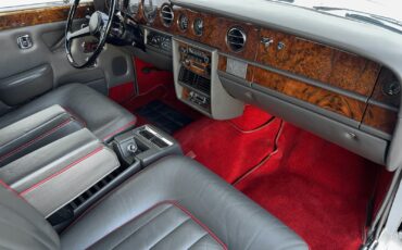 Rolls-Royce-Silver-Shadow-II-1979-Sedan-27