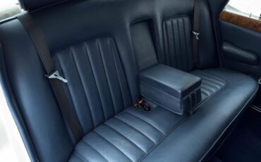 Rolls-Royce-Silver-Shadow-II-1979-Sedan-27