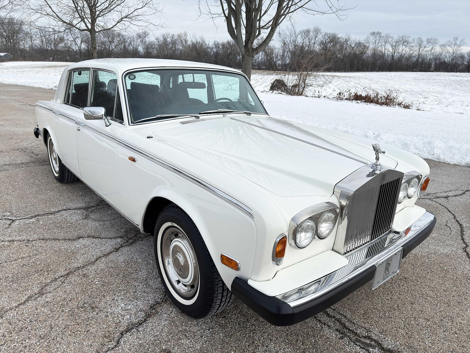 Rolls-Royce-Silver-Shadow-II-1979-Sedan-3