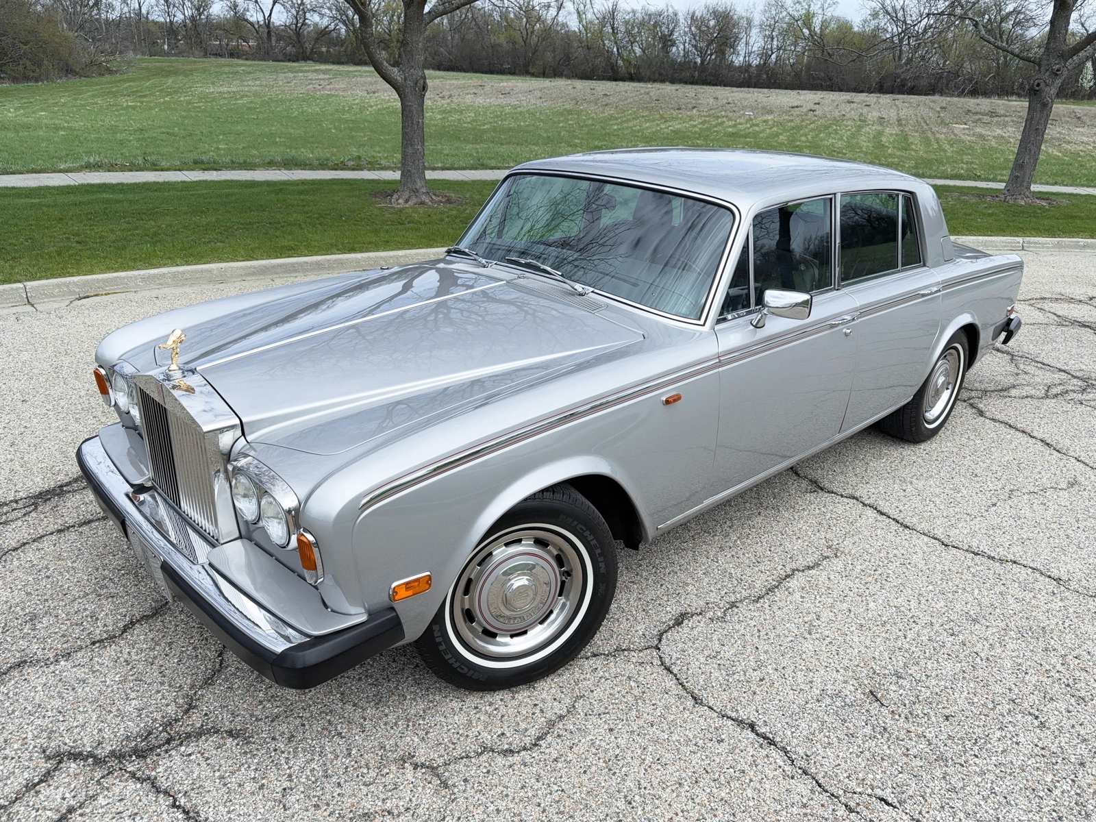 Rolls-Royce-Silver-Shadow-II-1979-Sedan-33