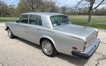 Rolls-Royce-Silver-Shadow-II-1979-Sedan-9