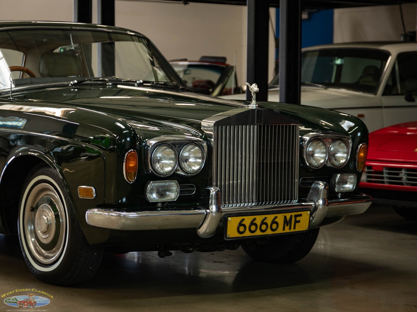 Rolls-Royce-Silver-Shadow-Mulliner-Park-Ward-1969-2-Door-Coupe-11