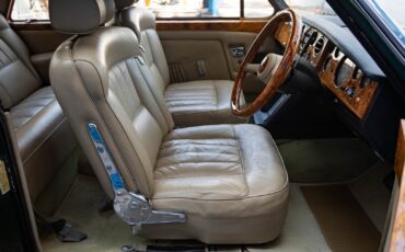 Rolls-Royce-Silver-Shadow-Mulliner-Park-Ward-1969-2-Door-Coupe-30