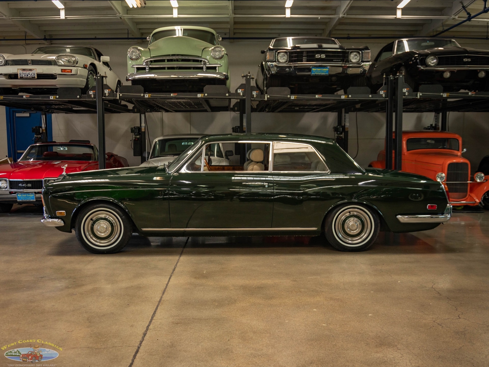 Rolls-Royce-Silver-Shadow-Mulliner-Park-Ward-1969-2-Door-Coupe-5