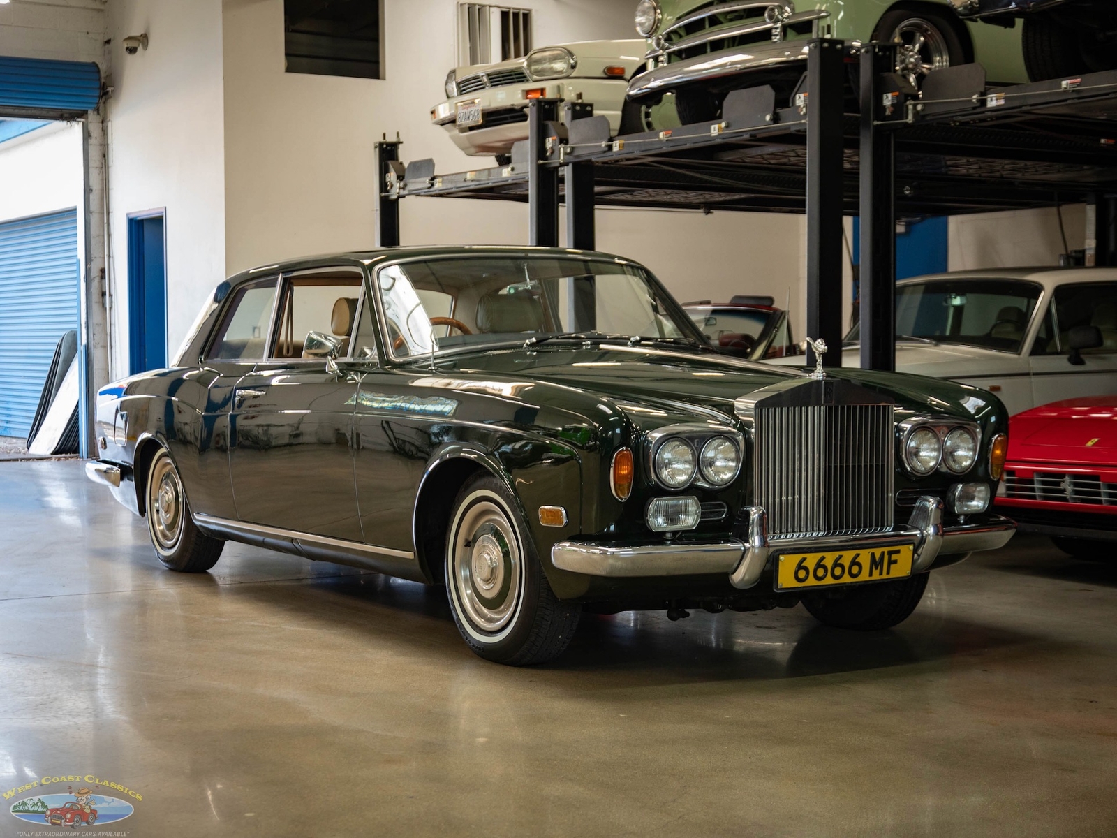 Rolls-Royce-Silver-Shadow-Mulliner-Park-Ward-1969-2-Door-Coupe-9