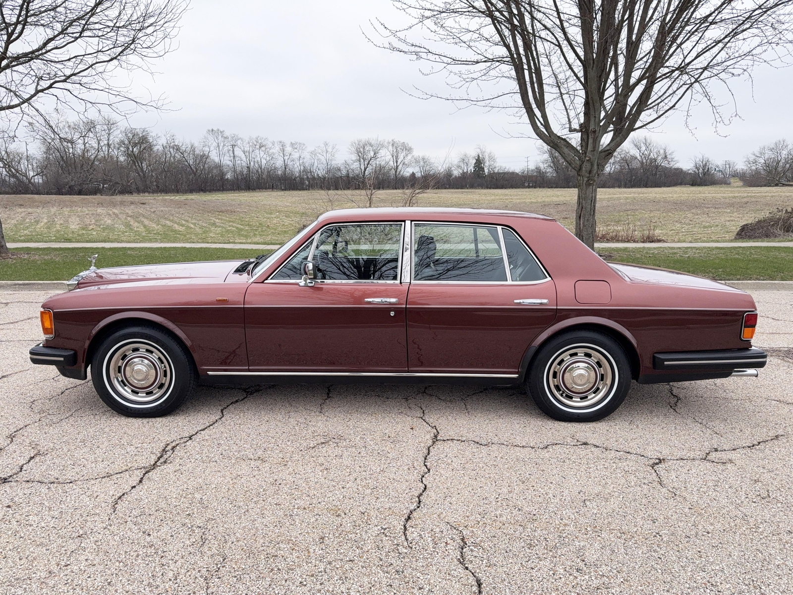 Rolls-Royce-Silver-SpiritSpurDawn-1982-Sedan-10