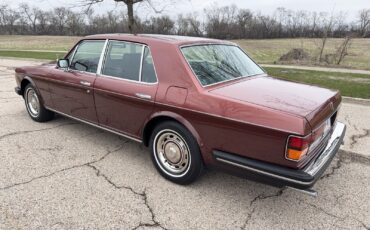 Rolls-Royce-Silver-SpiritSpurDawn-1982-Sedan-11
