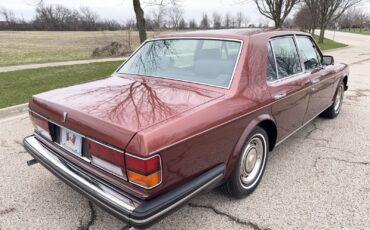 Rolls-Royce-Silver-SpiritSpurDawn-1982-Sedan-17