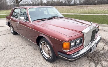 Rolls-Royce-Silver-SpiritSpurDawn-1982-Sedan-2