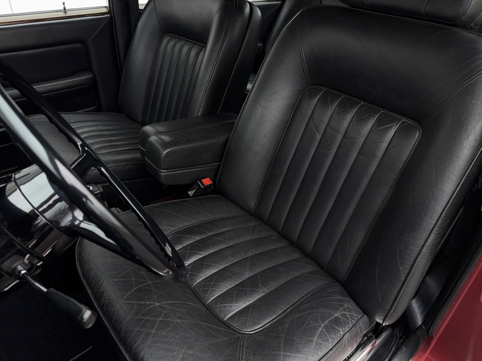 Rolls-Royce-Silver-SpiritSpurDawn-1982-Sedan-26