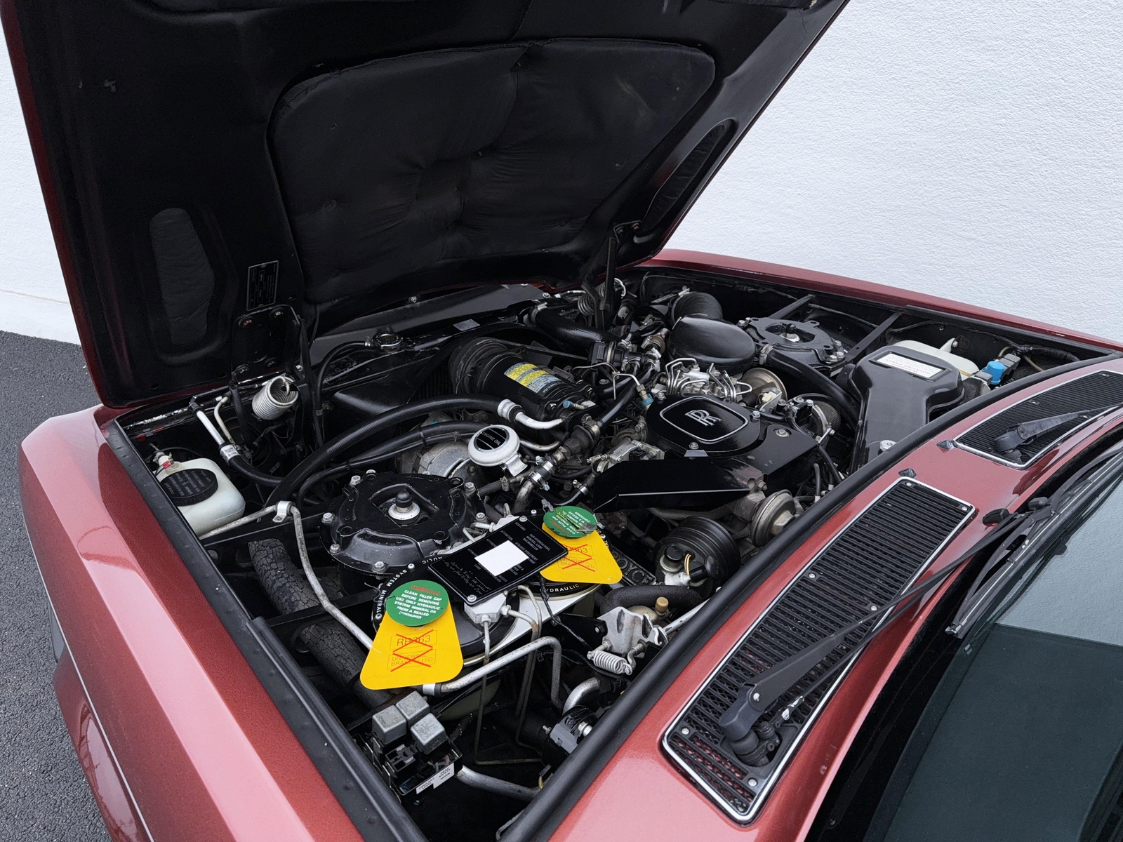 Rolls-Royce-Silver-SpiritSpurDawn-1982-Sedan-39