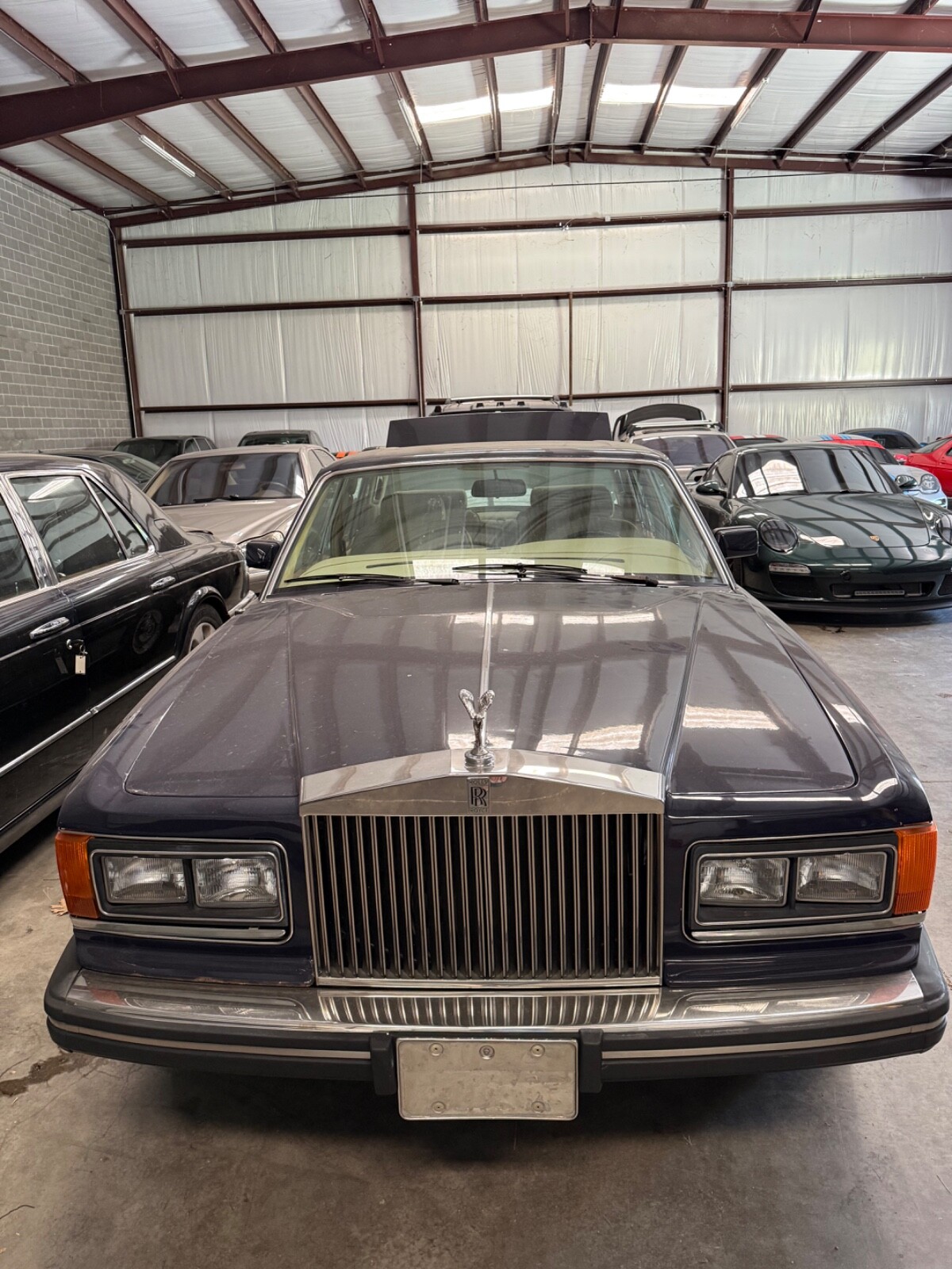 Rolls-Royce Silver Spirit/Spur/Dawn 1982 Sedan