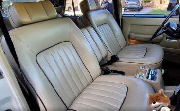 Rolls-Royce-Silver-SpiritSpurDawn-1984-Sedan-25