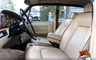 Rolls-Royce-Silver-SpiritSpurDawn-1984-Sedan-34