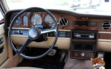Rolls-Royce-Silver-SpiritSpurDawn-1984-Sedan-36