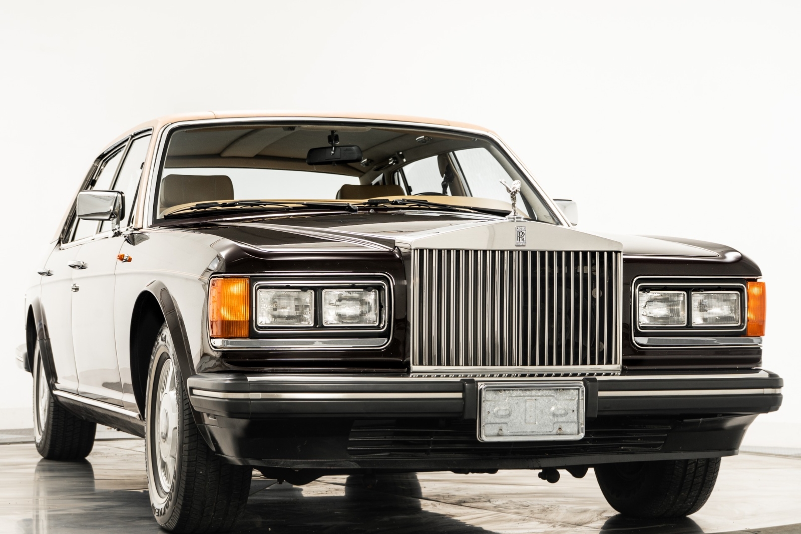 Rolls-Royce-Silver-SpiritSpurDawn-1988-4D-Sedan-1