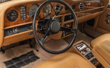 Rolls-Royce-Silver-SpiritSpurDawn-1988-4D-Sedan-11
