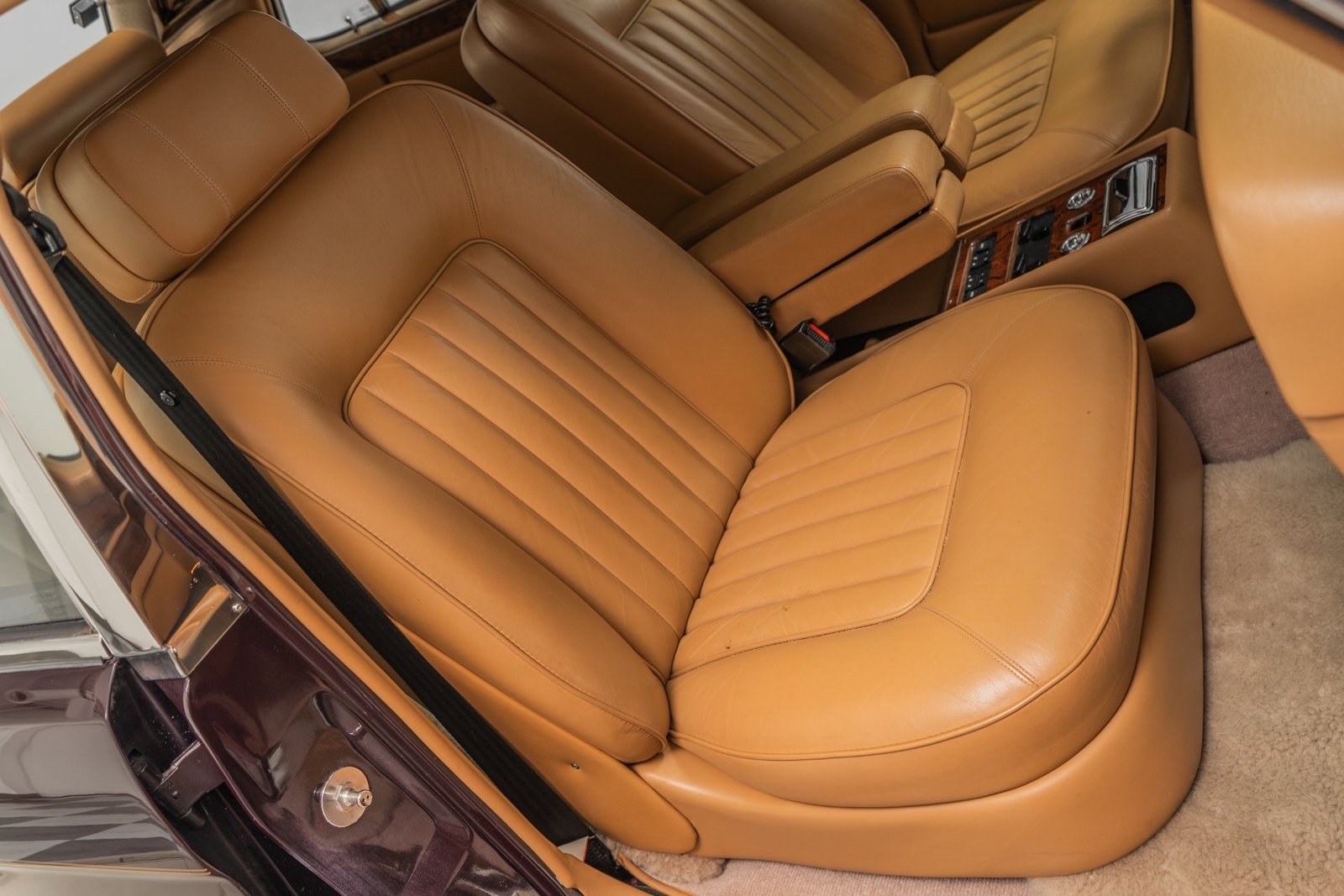 Rolls-Royce-Silver-SpiritSpurDawn-1988-4D-Sedan-23