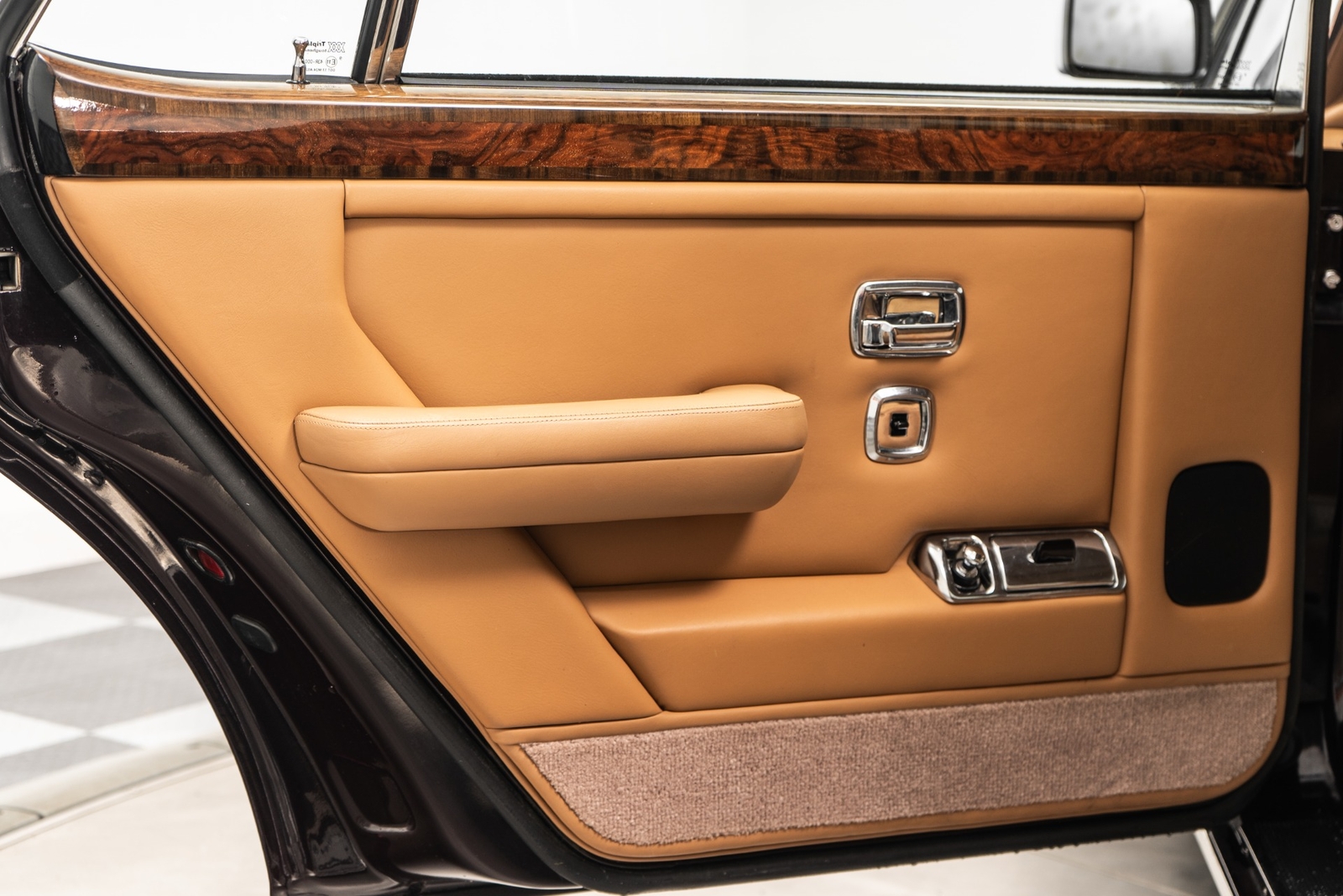 Rolls-Royce-Silver-SpiritSpurDawn-1988-4D-Sedan-32