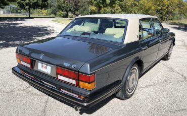 Rolls-Royce-Silver-SpiritSpurDawn-1990-Sedan-12
