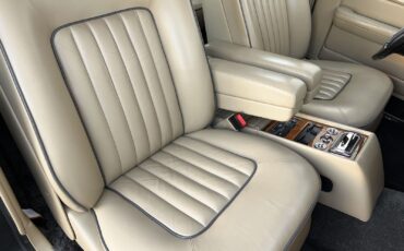 Rolls-Royce-Silver-SpiritSpurDawn-1990-Sedan-29