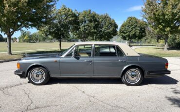 Rolls-Royce-Silver-SpiritSpurDawn-1990-Sedan-6